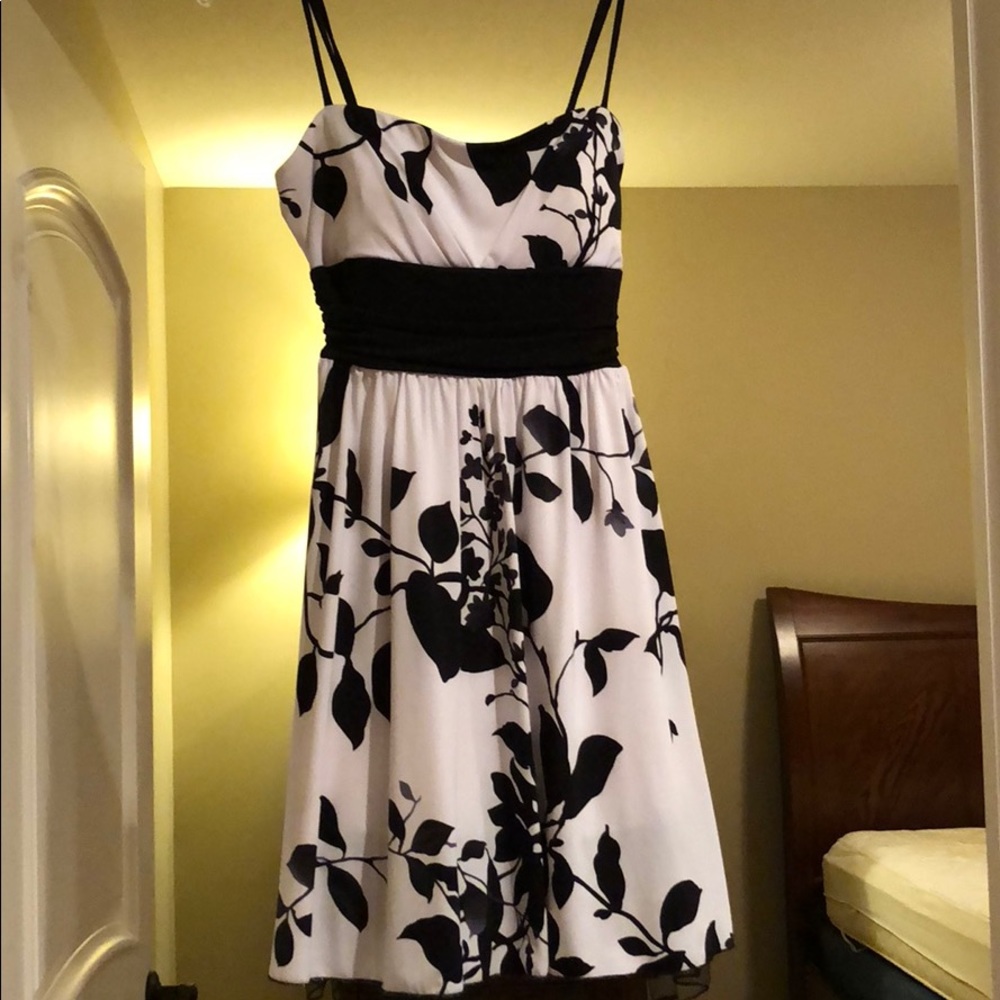 Black and White Flowery Dress